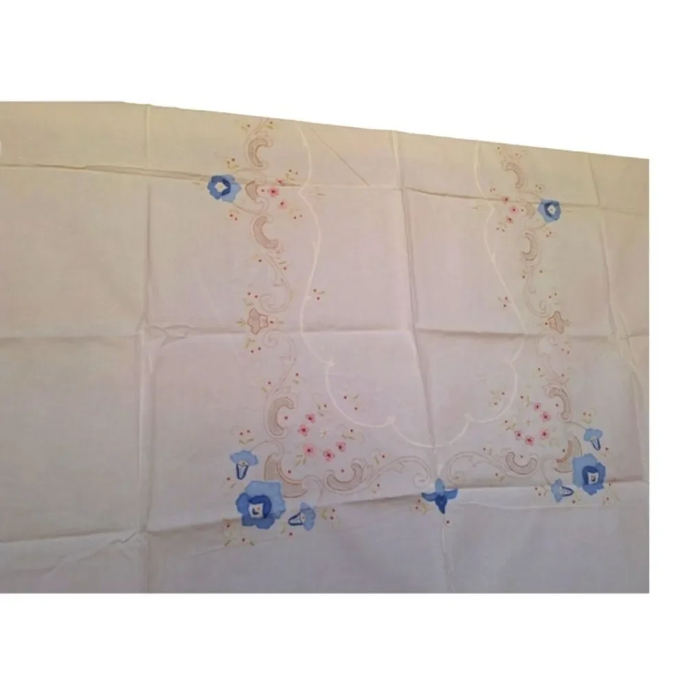 Irish table linen Set 8 Napkins 72 x 90 Tablecloth Embroidered Handmade Floral